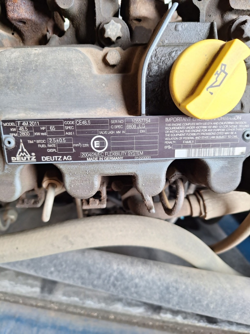 Sold - Scissor Lift - View 2